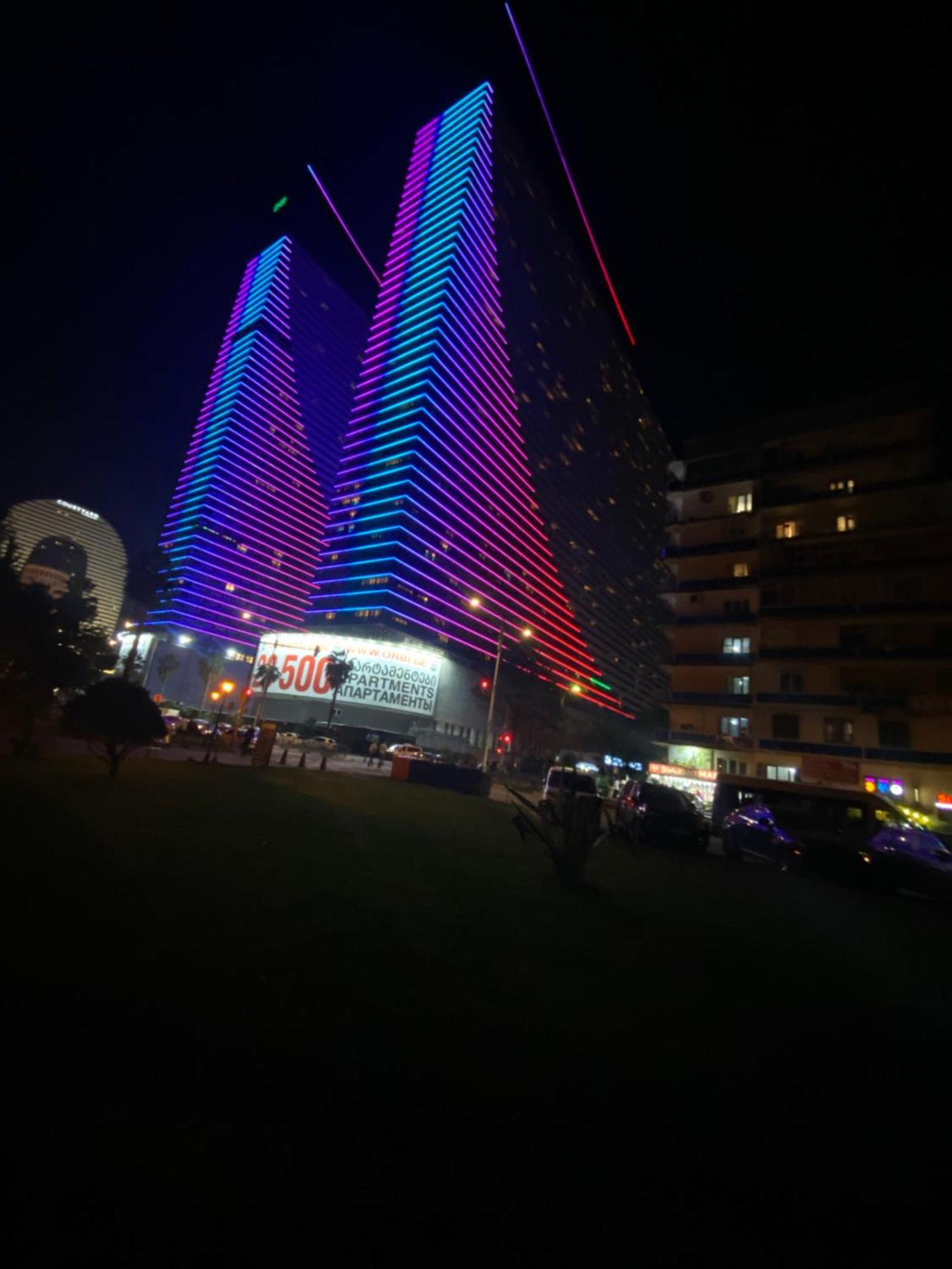 Delux Sea View Aparthotel In Orbi City Batumi Exteriér fotografie