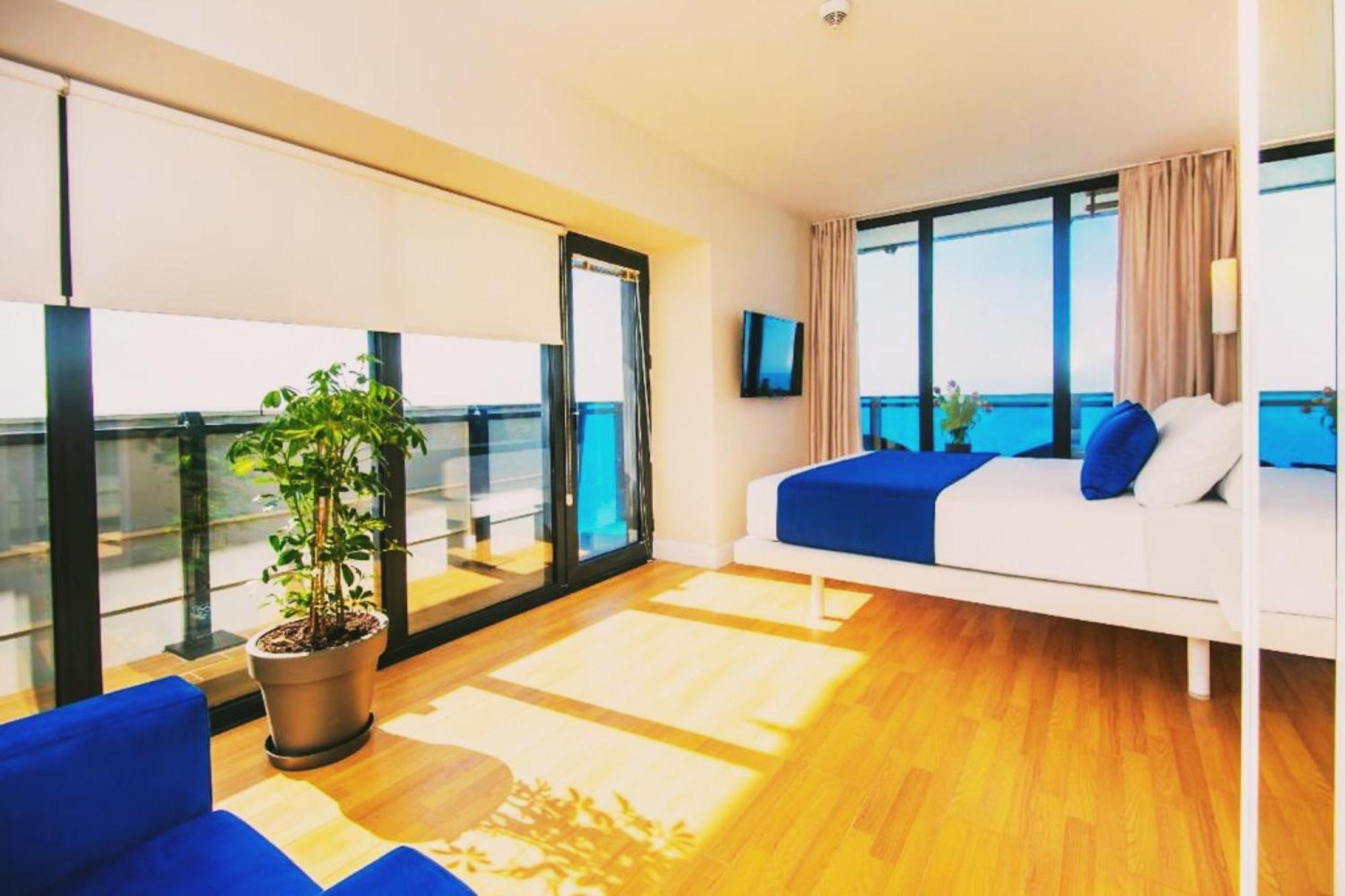 Delux Sea View Aparthotel In Orbi City Batumi Exteriér fotografie